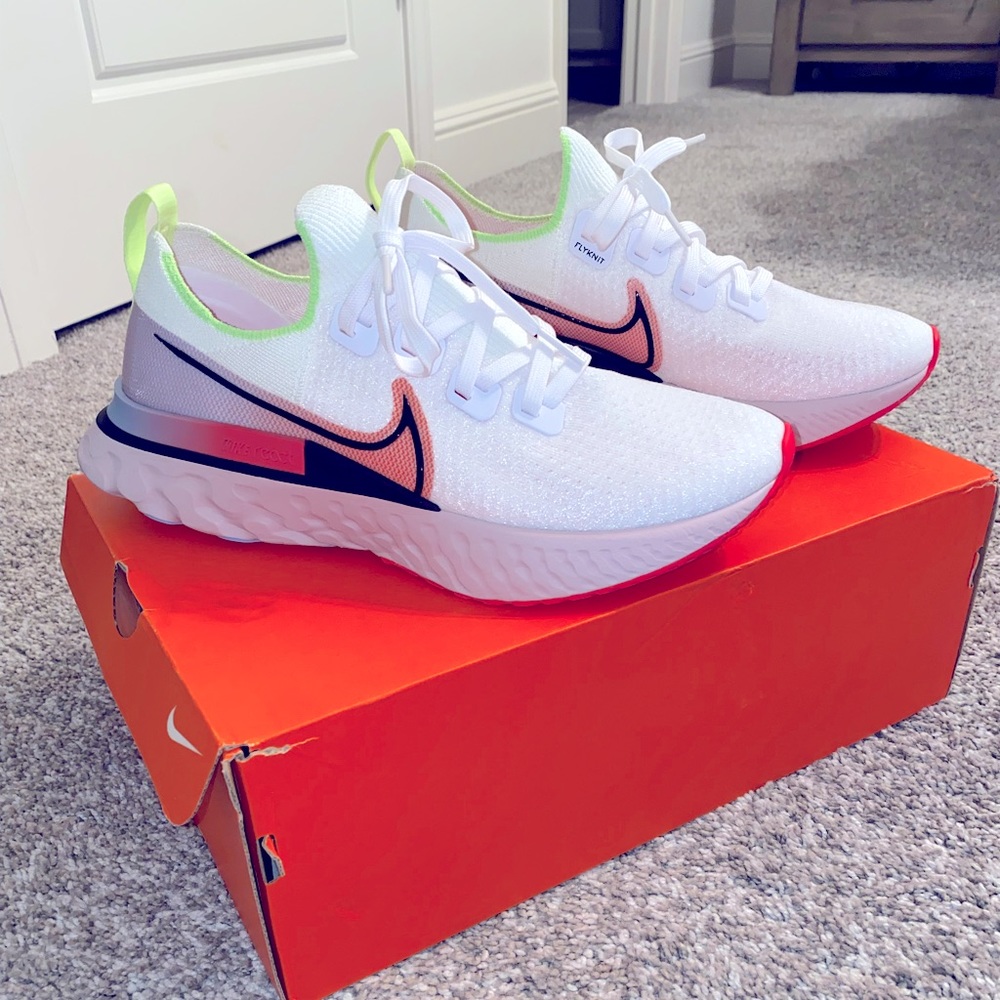 New Nike Women’s React Infinity Run Flyknit size 9.5